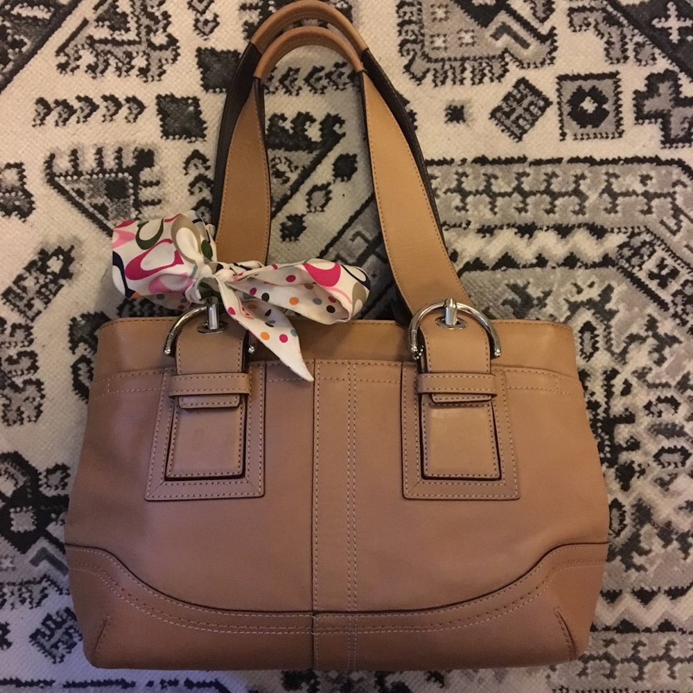 Coach tote